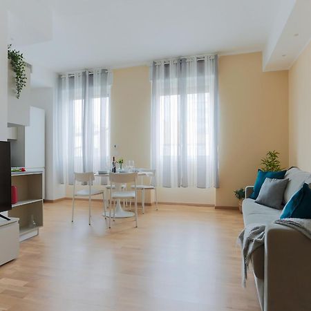 The Best Rent - Bright One-Bedroom Apartment In Corso Vittorio Emanuele II 밀라노 외부 사진